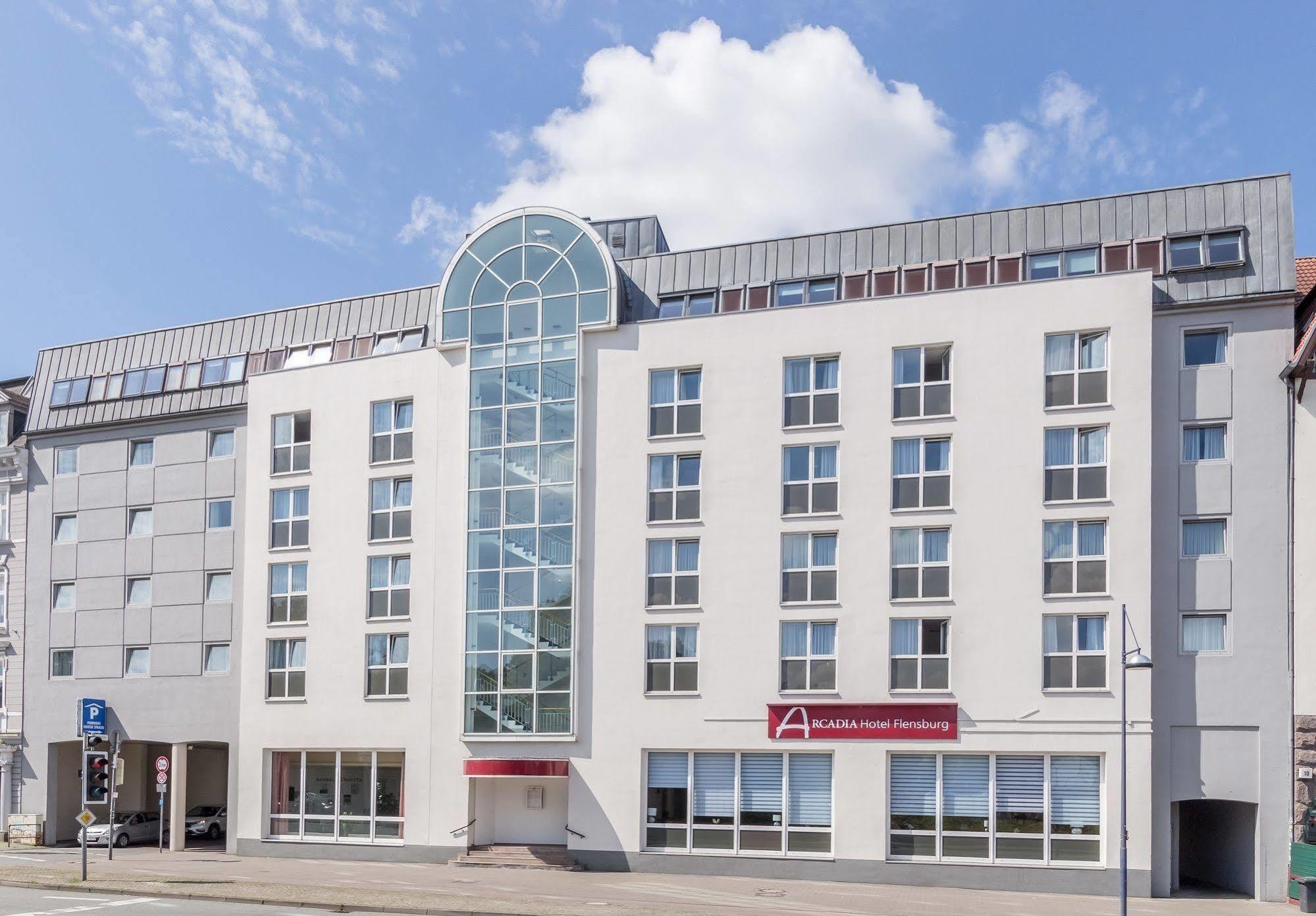 Ramada By Wyndham Flensburg City Exterior photo